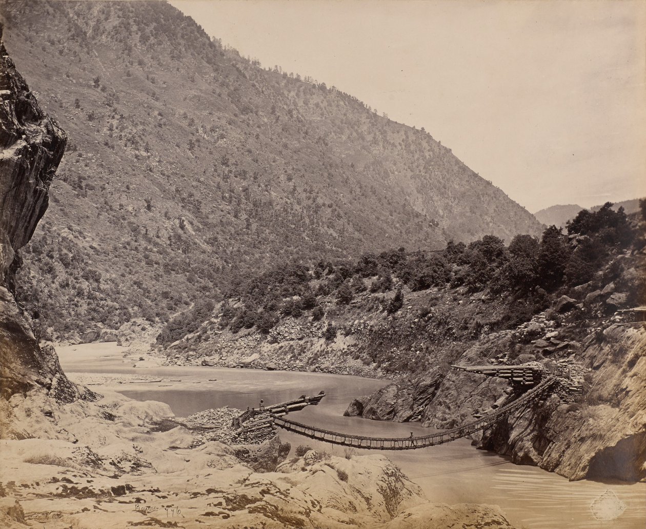 Pont de corde près de Kistwar - Samuel Bourne