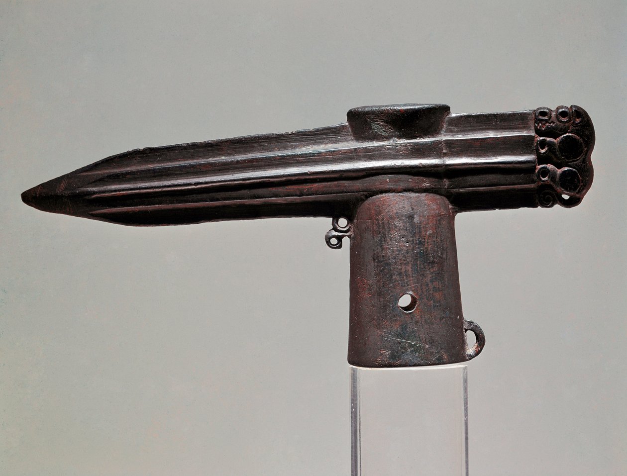 Art scythe : hache en bronze de la région de Krasnoyarsk - Scythian