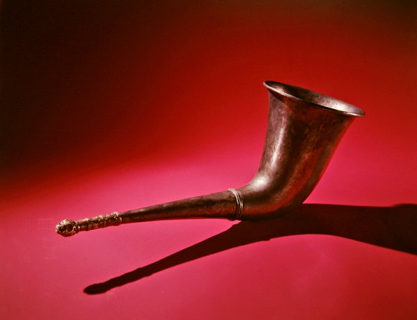 Corne à boire avec une tête de lion (argent et or) - Scythian