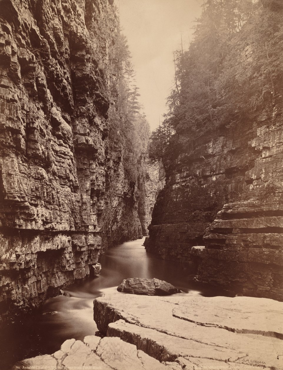 Ausable Chasm - En amont de la rivière depuis Table Rock - Seneca Ray Stoddard