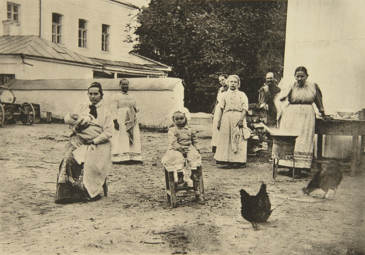 Faire de la confiture dans la cour de la maison de Léon Tolstoï, Yasnaya Polyana, près de Tula, Russie - Sophia Andreevna Tolstaya