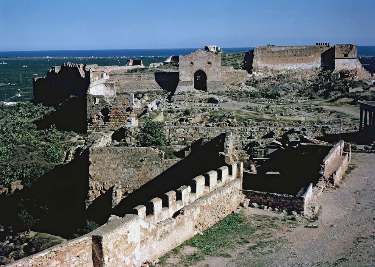 Vue du château, 8e-12e siècle - Spanish School