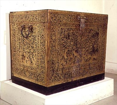 Coffre en laque noire avec décoration dorée, peut-être boîte à écritures bouddhistes, fabriqué à Ayutthaya, Thaïlande - Thai School