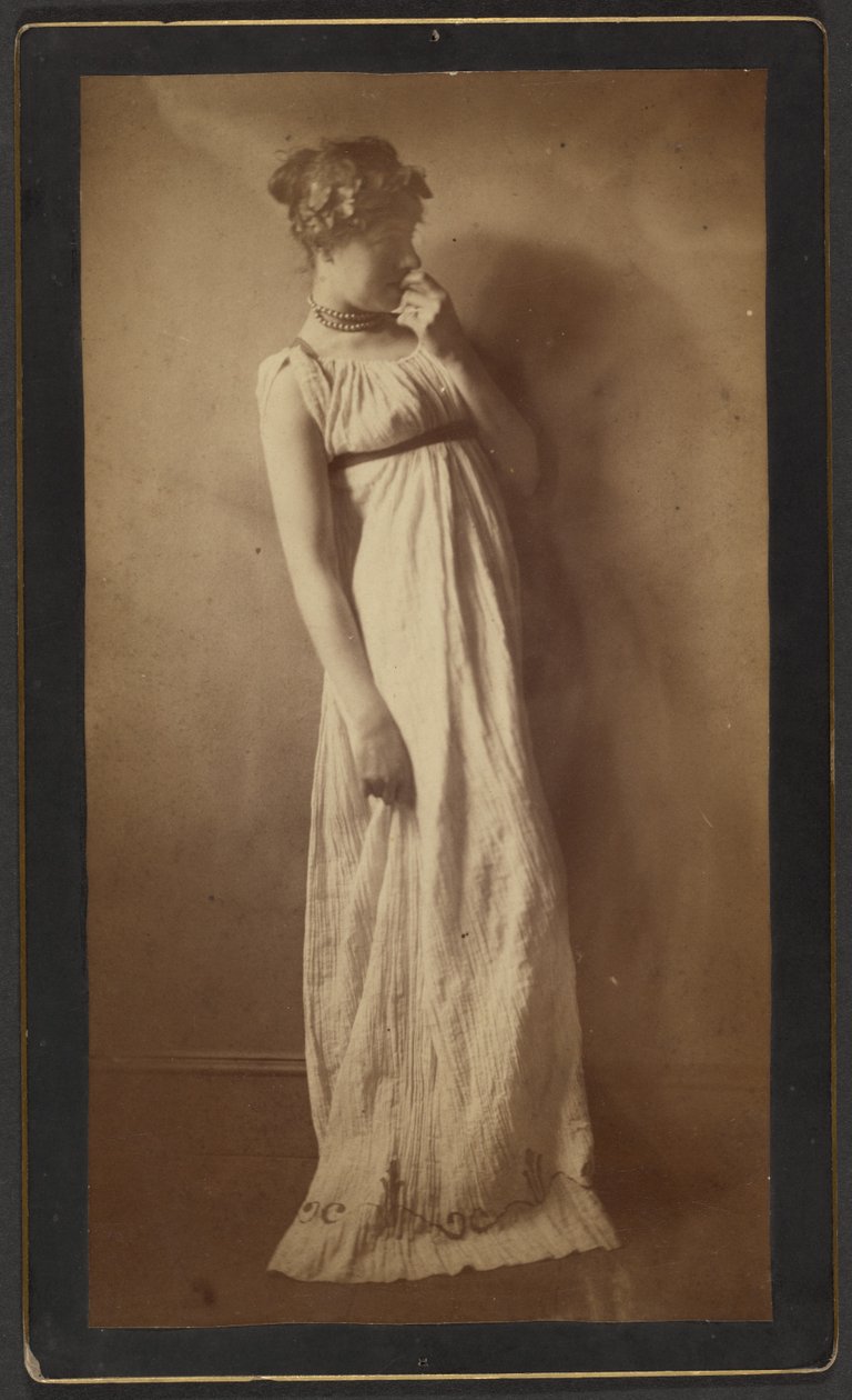 Femme en costume classique - Thomas Eakins