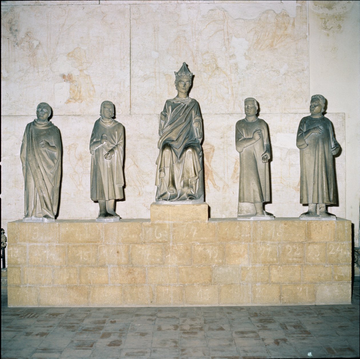 Statue de Henri VII (12745-1313), Empereur romain germanique, avec ses conseillers 1315 - Tino di Camaino