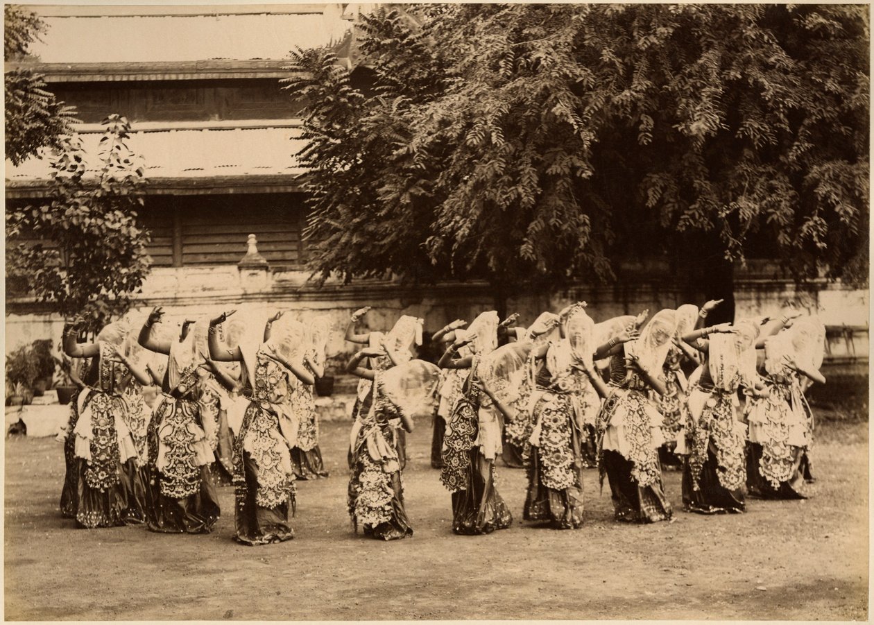 Danseuses voilées à Mandalay, Birmanie, fin du 19ème siècle - Unbekannt Unbekannt