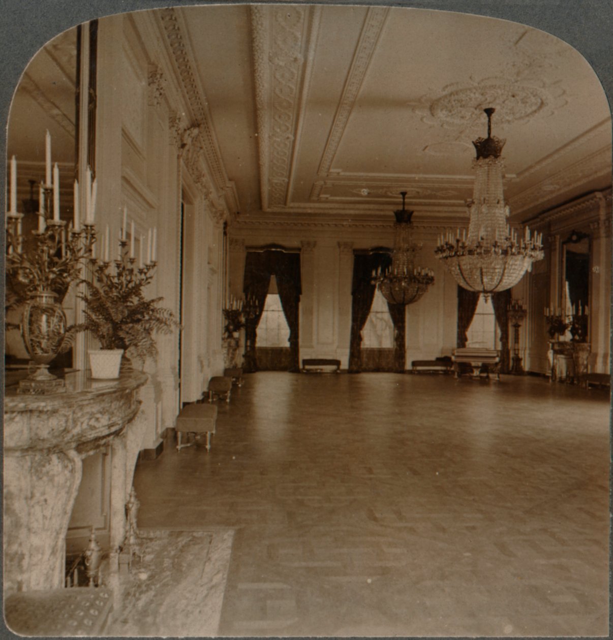 Salle Est où se tiennent les réceptions, Maison Blanche, Washington D.C., vers 1900 - Unbekannt