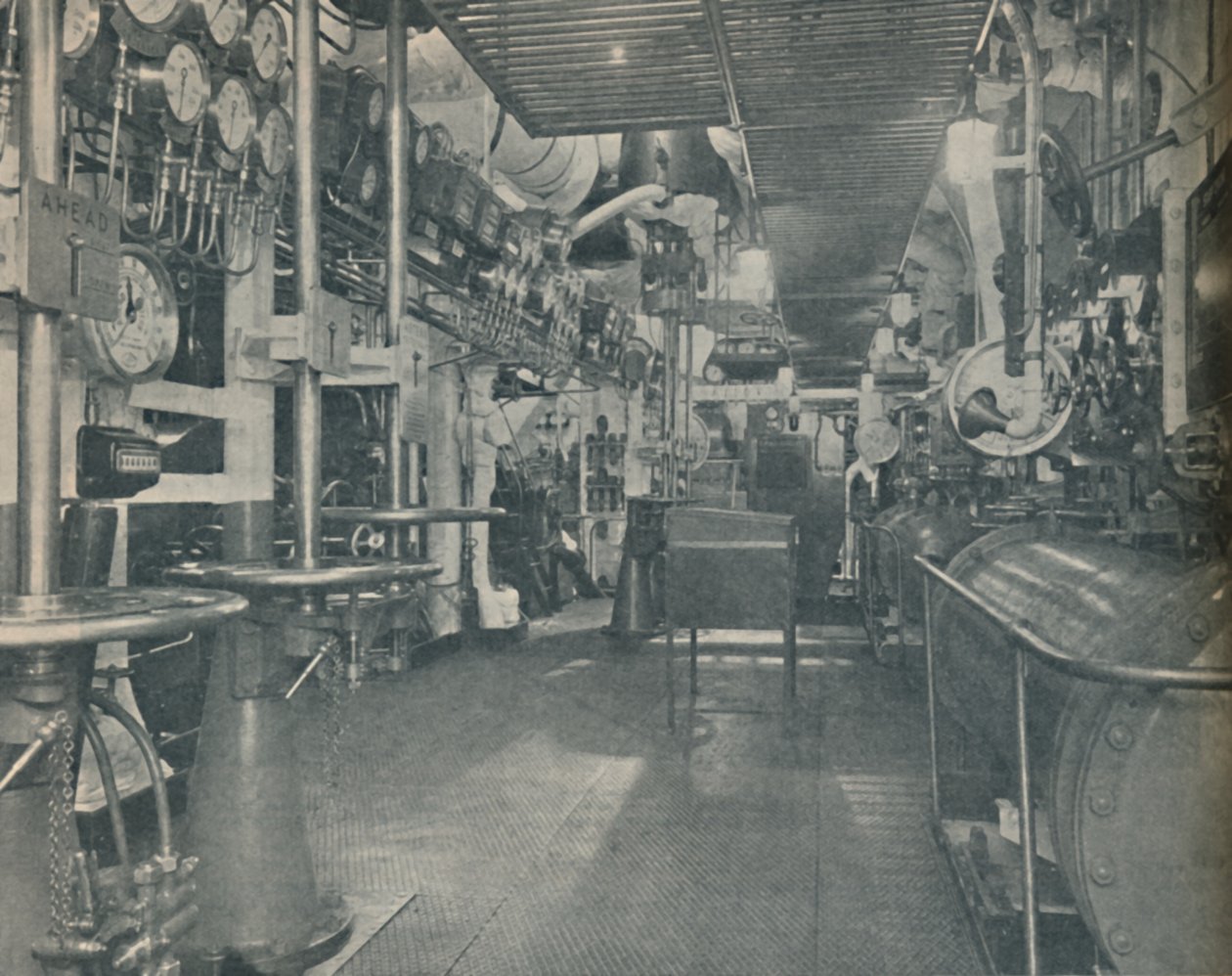 Salle des machines avant de l