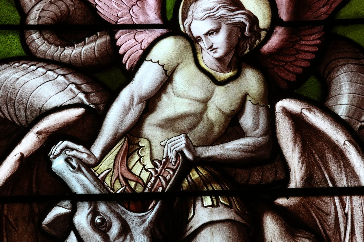 Genève, Genève, Suisse, le 5/7/2015 - Basilique Notre-Dame de Genève. Vitrail. Ange combattant Satan sous forme de dragon. - Unbekannt