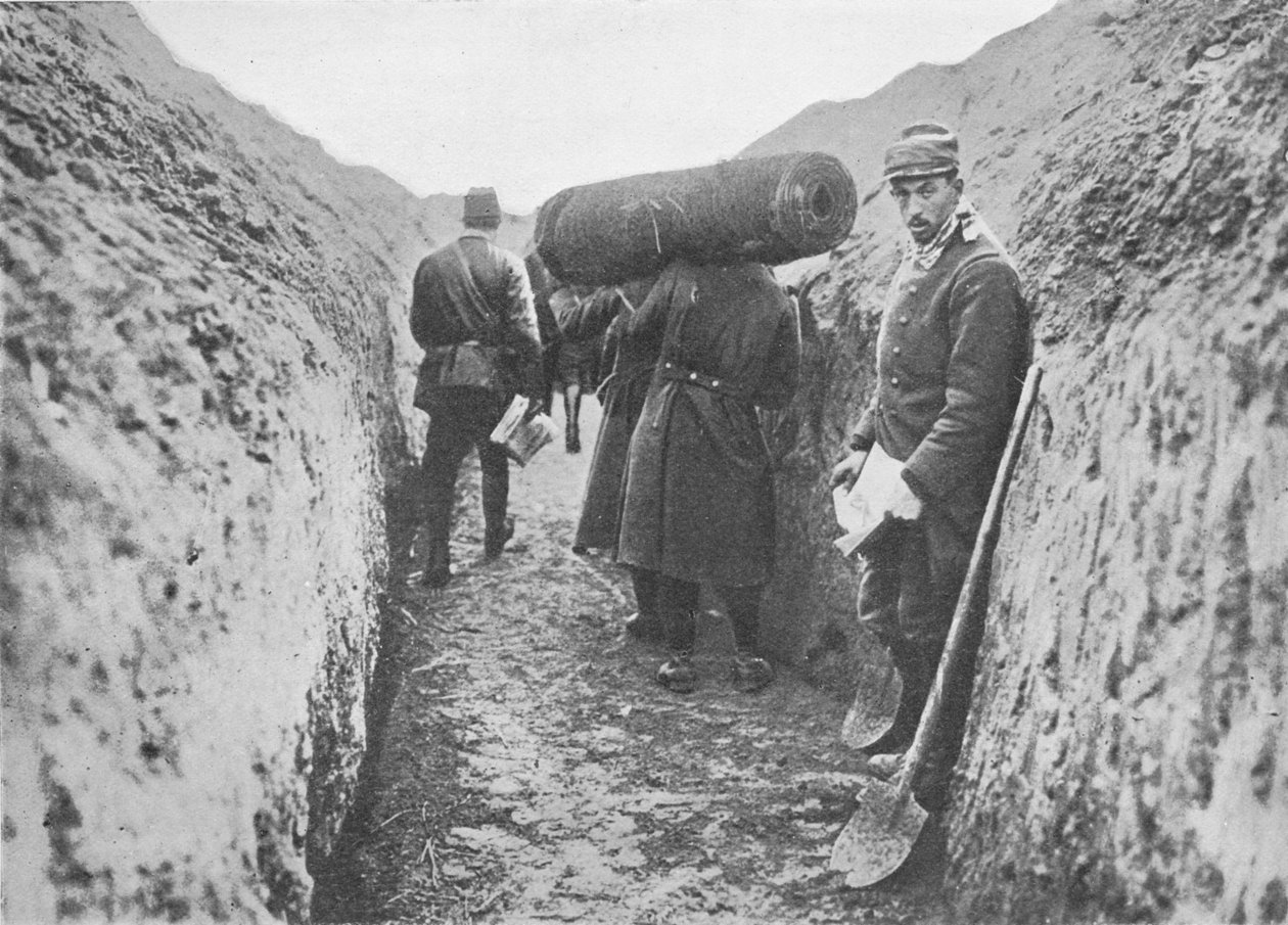 Dans une des tranchées françaises, 1914 - Unbekannt