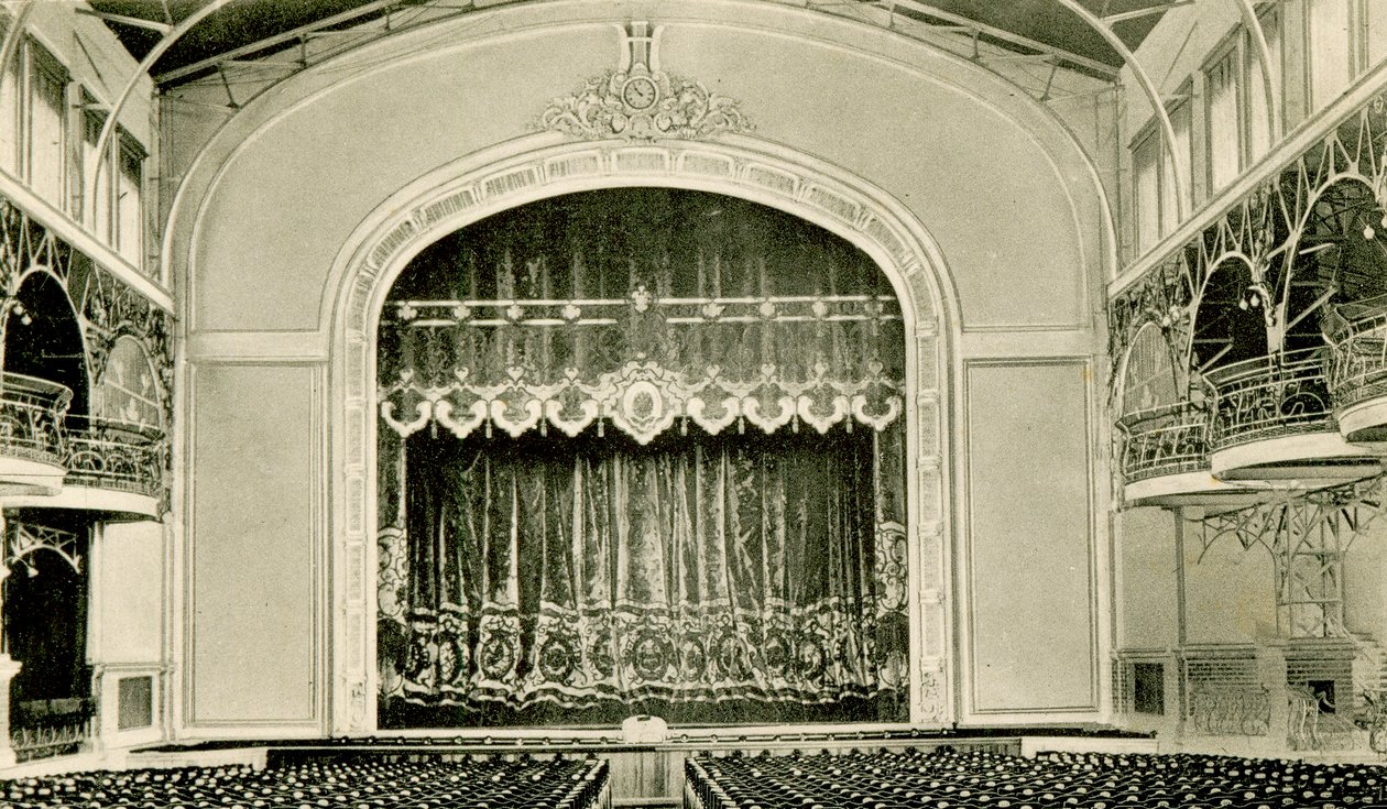 Vue intérieure du théâtre dans la Maison du Peuple Nicolas II, Saint-Pétersbourg, Russie, années 1900 - Unbekannt