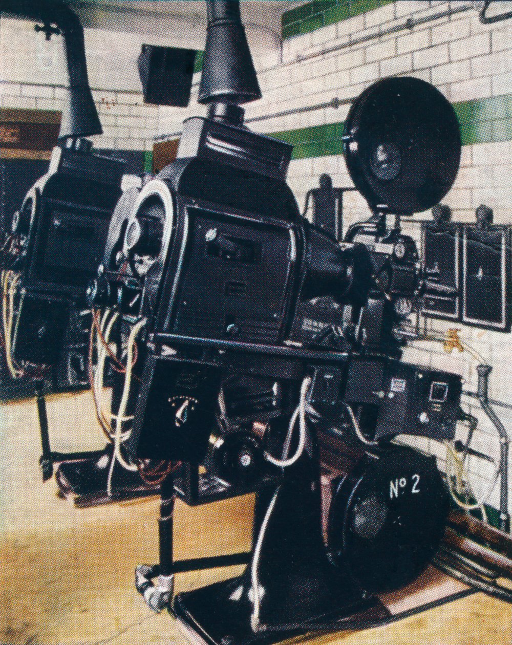 Cabine de projection de cinéma moderne, 1938 - Unbekannt