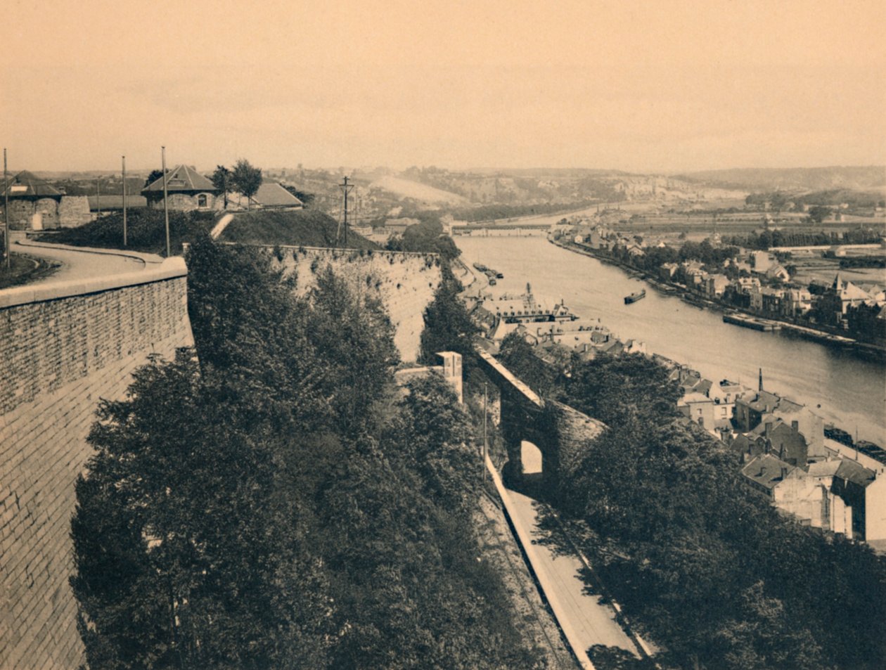 Panorama de la Meuse vu de la route Merveilleuse, c1900 - Unbekannt