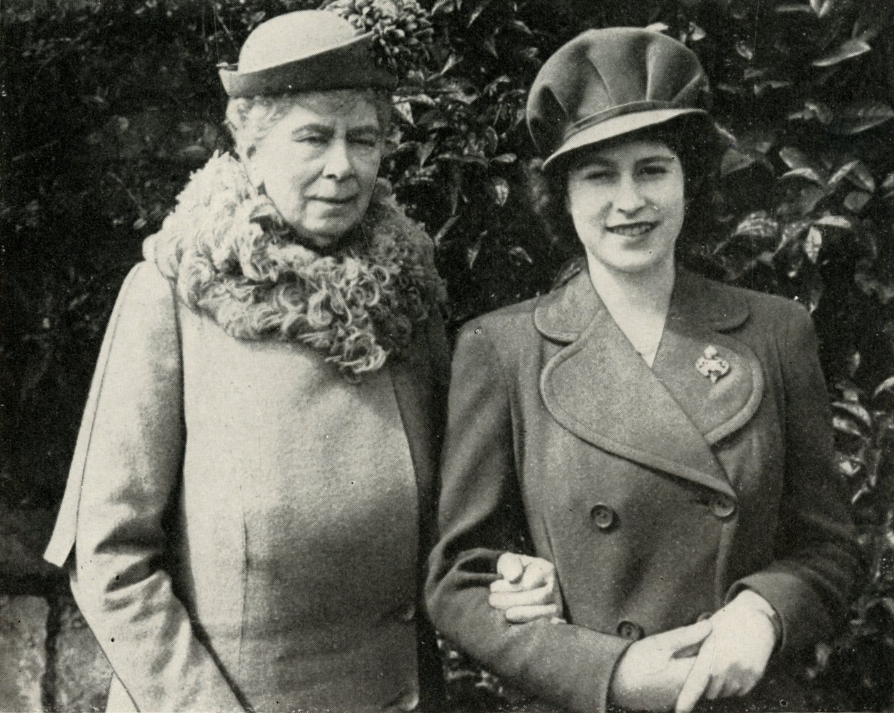 La reine Mary avec la princesse Elizabeth, avril 1944 - Unbekannt