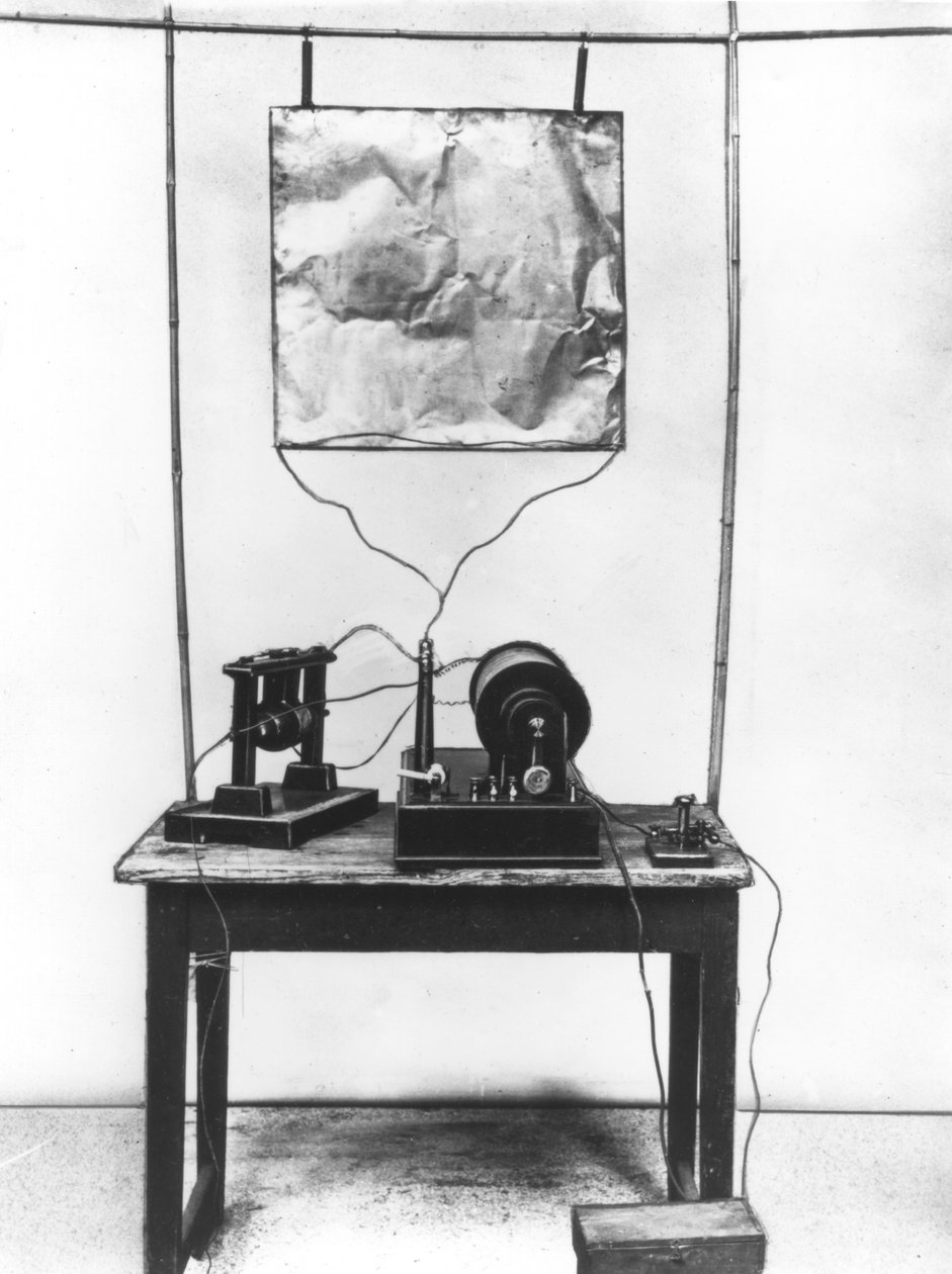 Réplique du premier émetteur de Marconi utilisé dans ses premières expériences en Italie, 1894 - Unbekannt