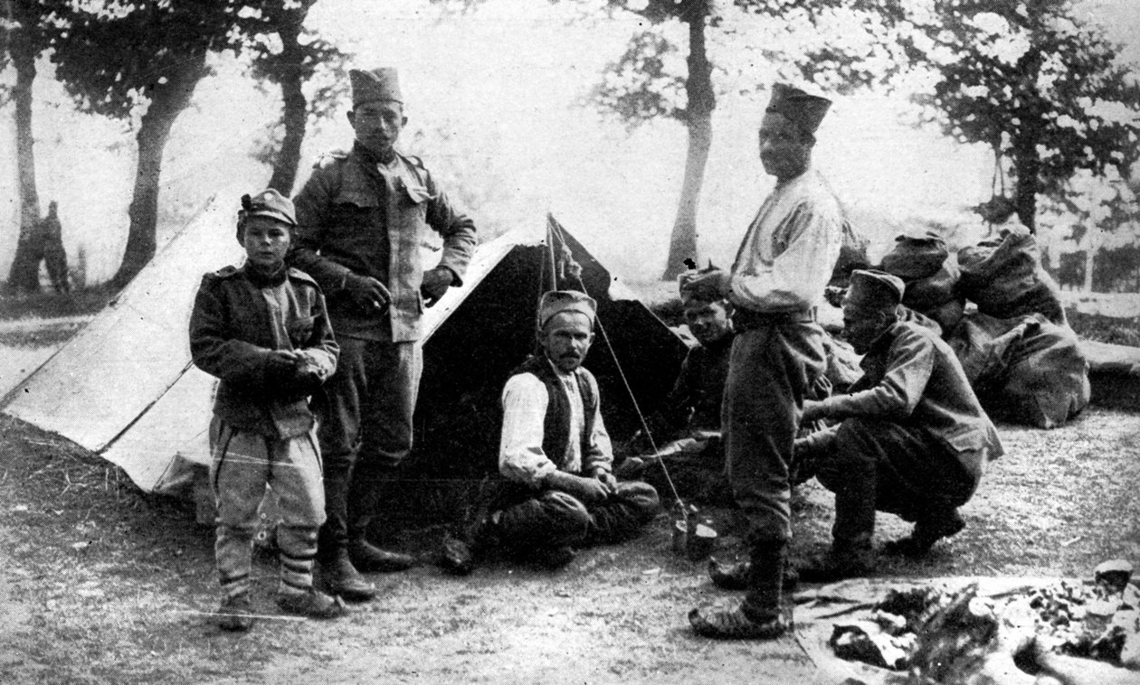 Soldats serbes campant, Première Guerre mondiale, 1914 - Unbekannt