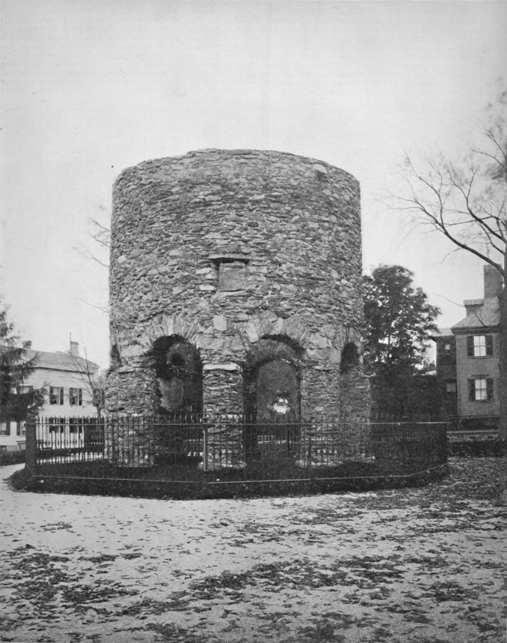 La Tour ronde à Newport, vers 1892 - Unbekannt