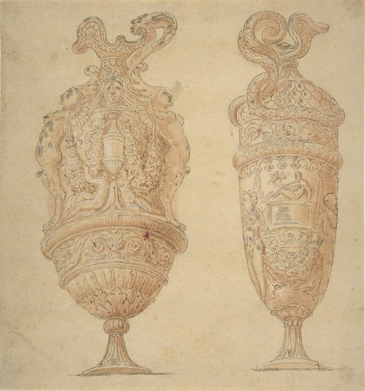 Deux urnes décorées de figures humaines, d