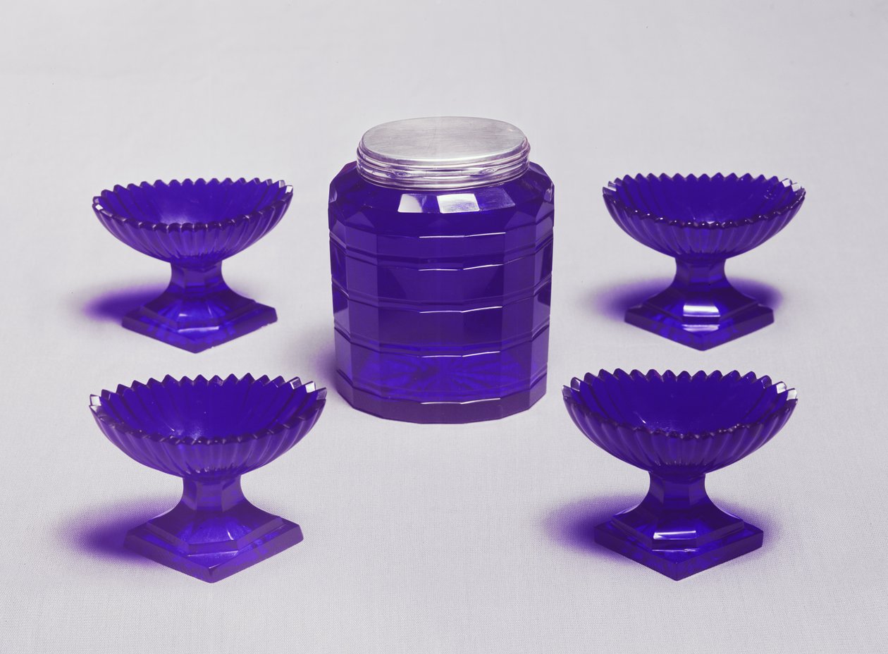 Quatre salières et une boîte à thé, verre bleu irlandais, c.1785 - Unbekannt Unbekannt