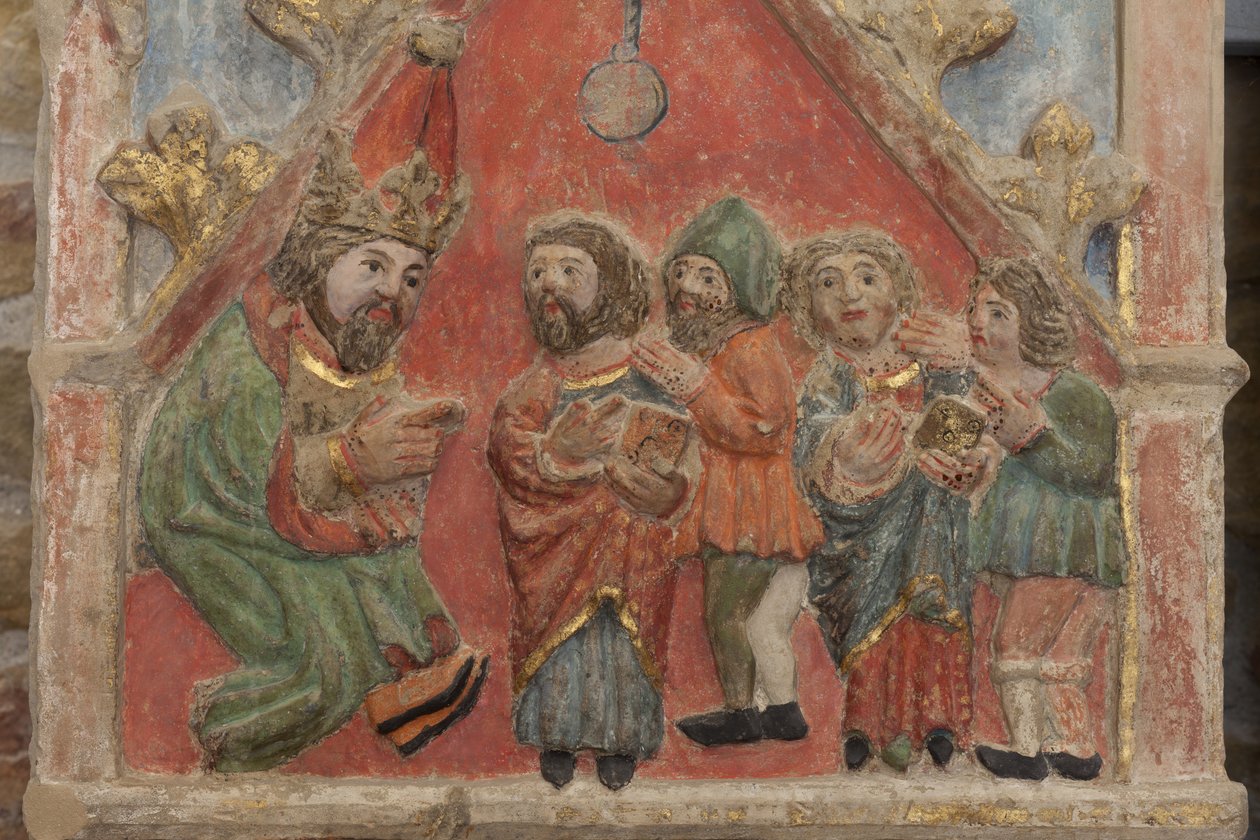 Retable. pierre polychrome. Seconde moitié du XIVe siècle. Origine ancienne église paroissiale de Torre de Rialb. Détail. Registre moyen. Panneau gauche. Partie supérieure : les Saints Iscle et Victoria avec les officiels. - Unbekannt