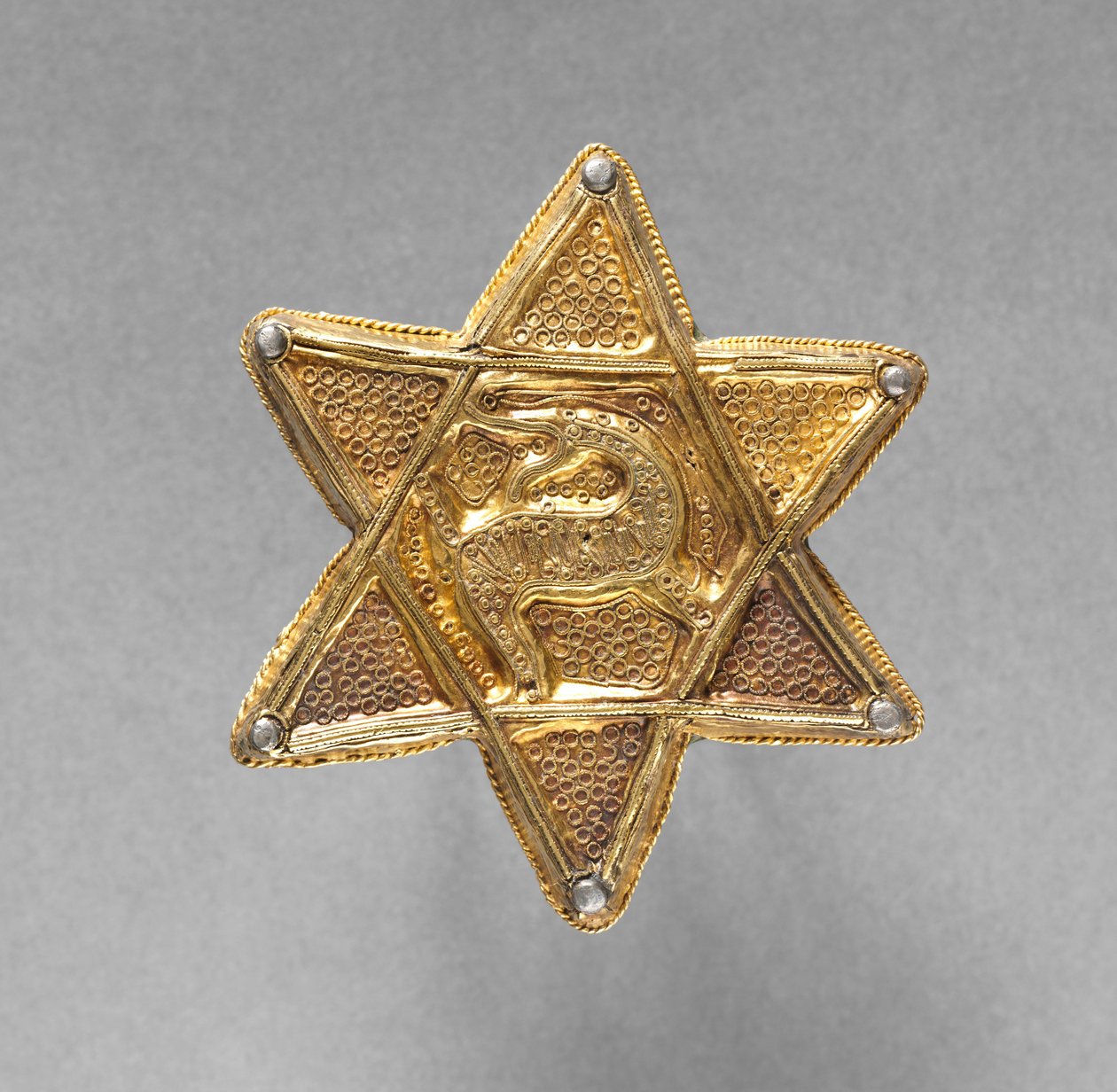 Broche en forme d
