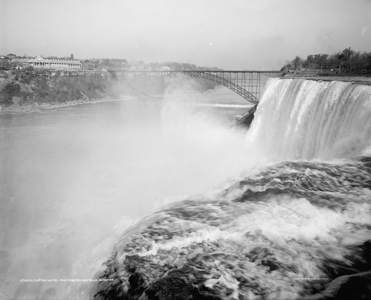 Hôtel Clifton et Chutes américaines, Niagara - Unbekannter Künstler