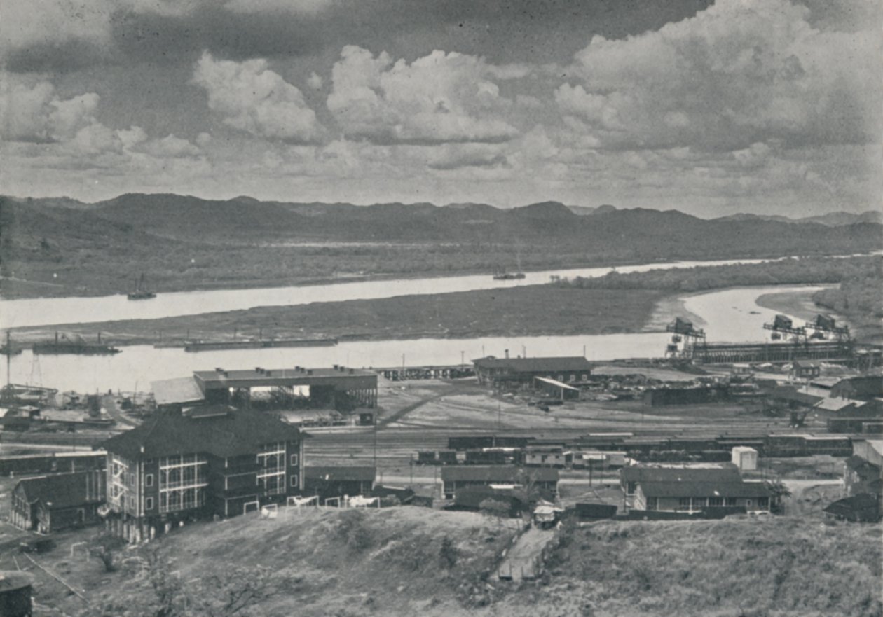 Le canal de Panama - Underwood and Underwood