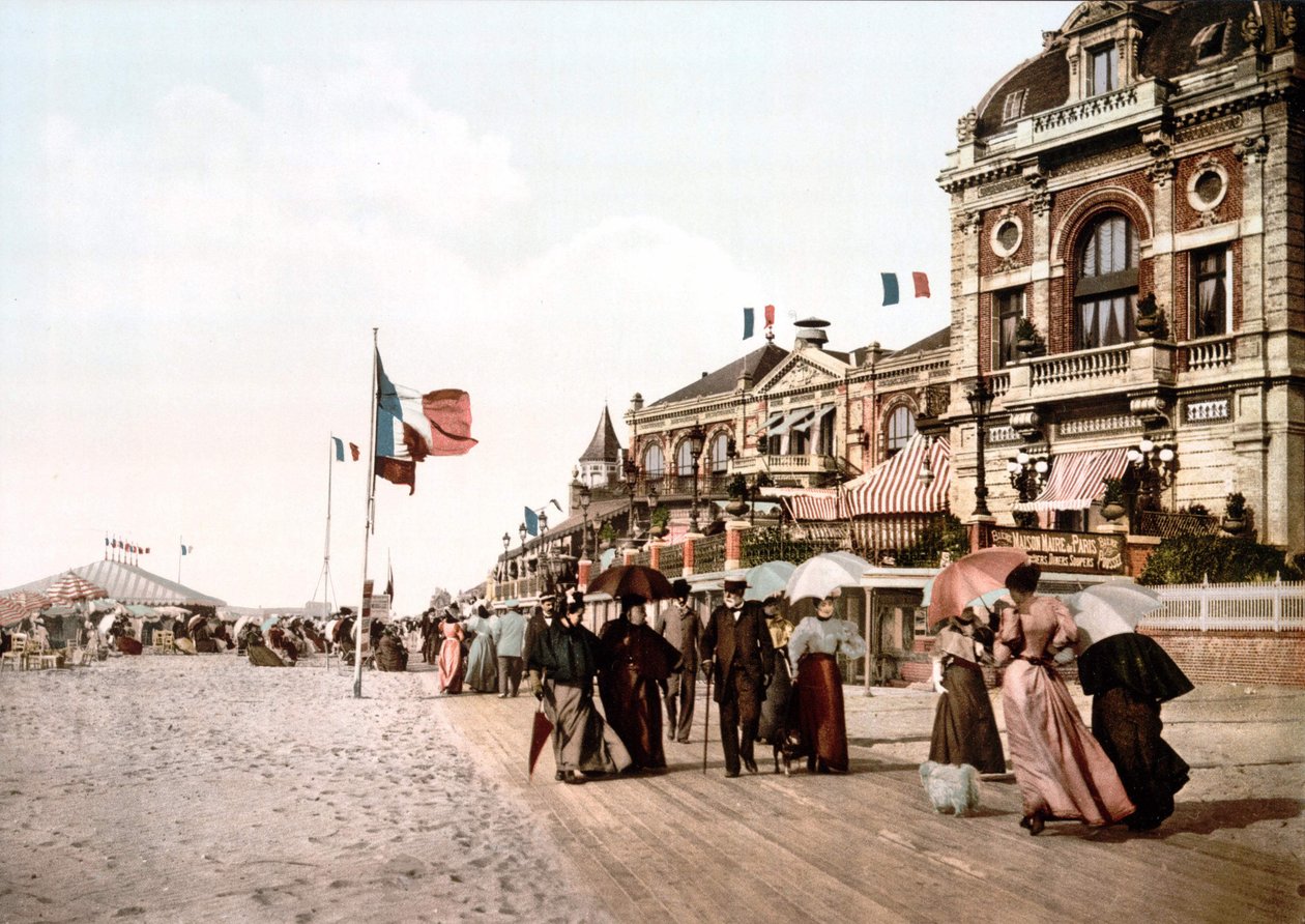 Promenade - Grand salon - Trouville. Photochrome vers 1890 - Unknown artist