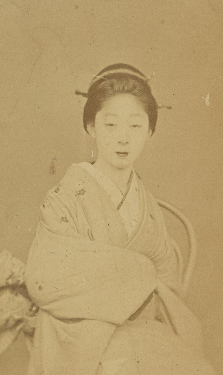 [Femme japonaise assise] - Unknown artist/maker