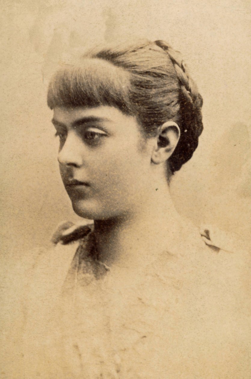 Baronne Marie Alexandrine "Mary" von Vetsera (19 mars 1871 – 30 janvier 1889) - Unknown photographer