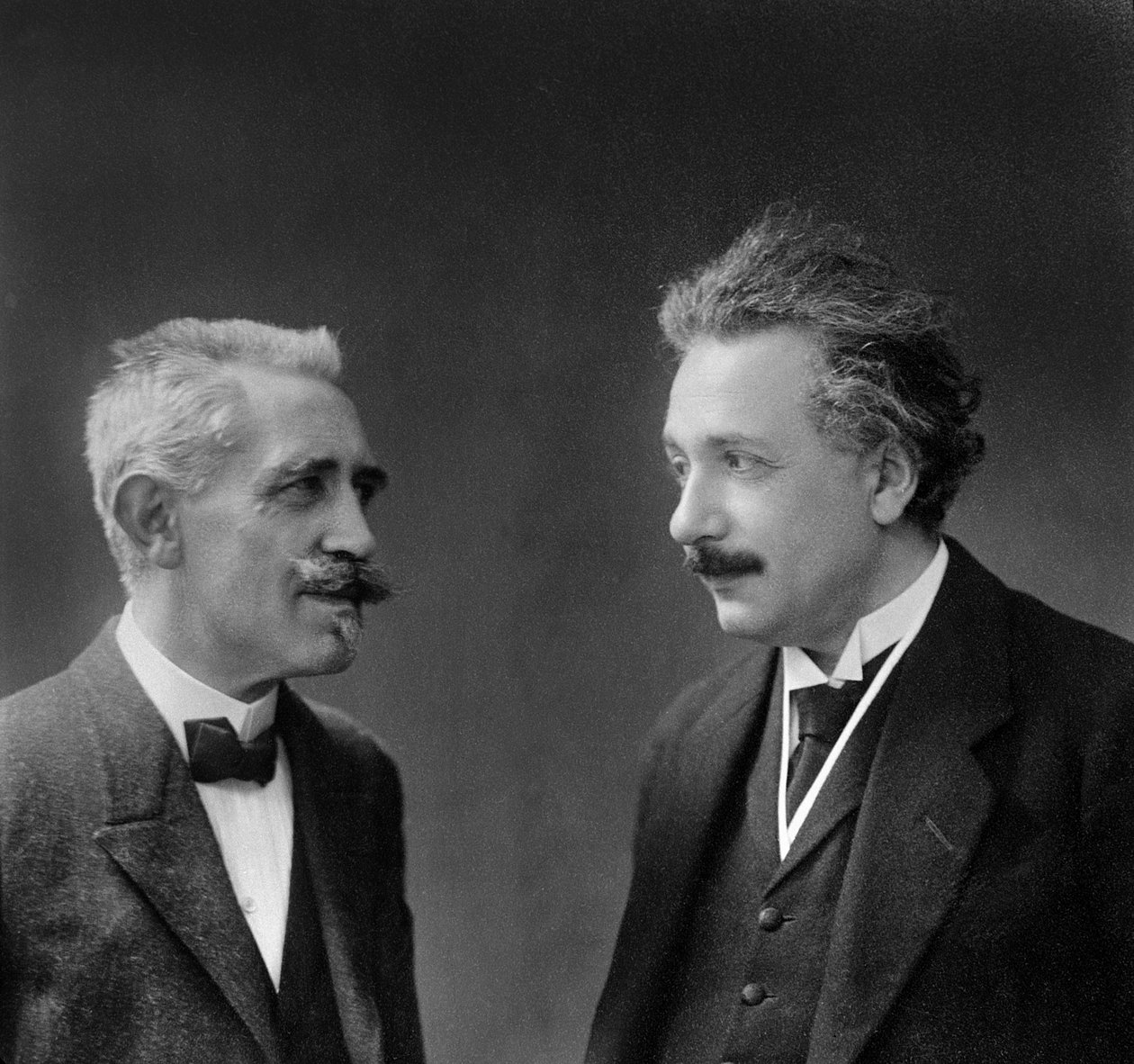 Paul Langevin et Albert Einstein - Unknown photographer