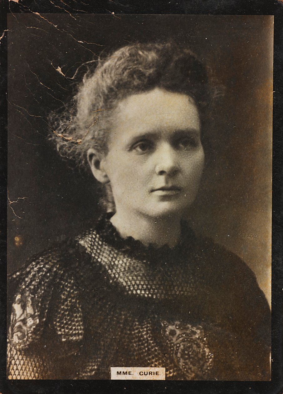 Portrait de la chimiste et physicienne Marie Skłodowska-Curie (1867-1934), épouse de Pierre Curie, Prix Nobel de physique en 1903 avec son mari et de chimie en 1911 - Unknown photographer