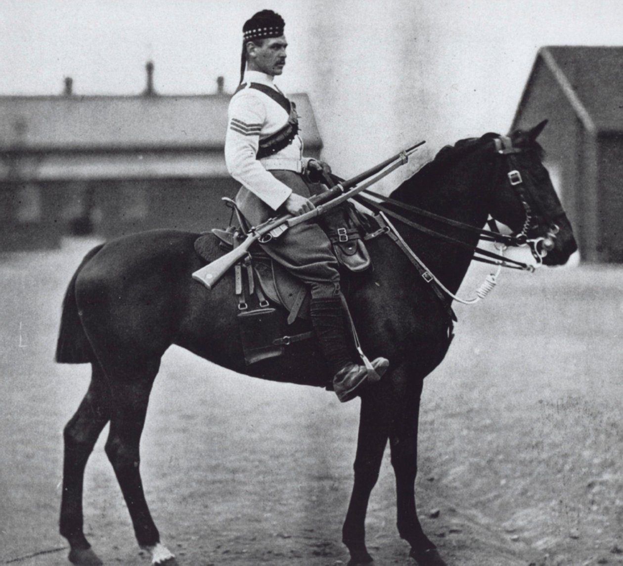 Sergent des 92e Gordon Highlanders, équipé comme un fantassin monté - Unknown photographer