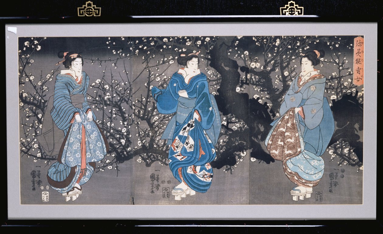 Un triptyque oban représentant une scène nocturne avec trois Bijin - Utagawa Kuniyoshi