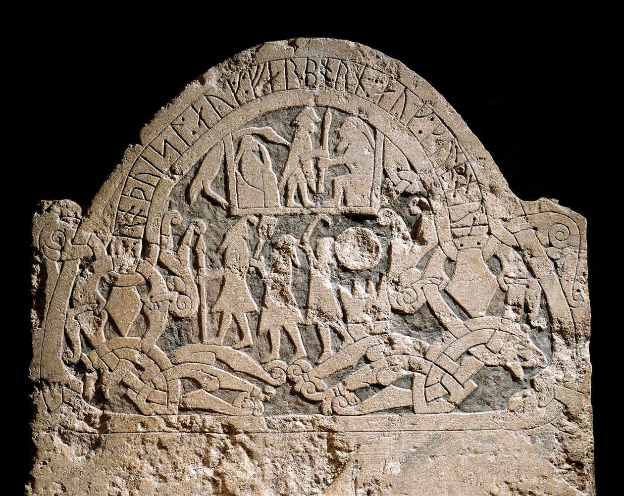 Pierre funéraire viking de Sanda - Viking