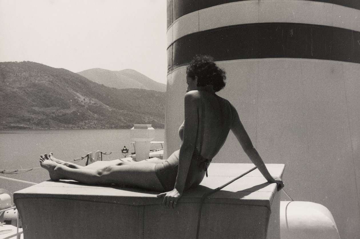 Femme à bord du bateau de croisière "Oceania", extrait de l