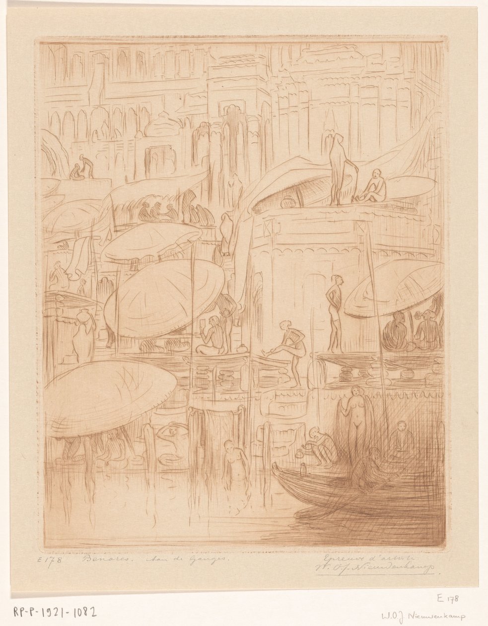 Hommes et femmes se baignant et priant sur les rives du Gange à Bénarès (Baden en bidden) - Wijnand Otto Jan Nieuwenkamp (signed by artist)
