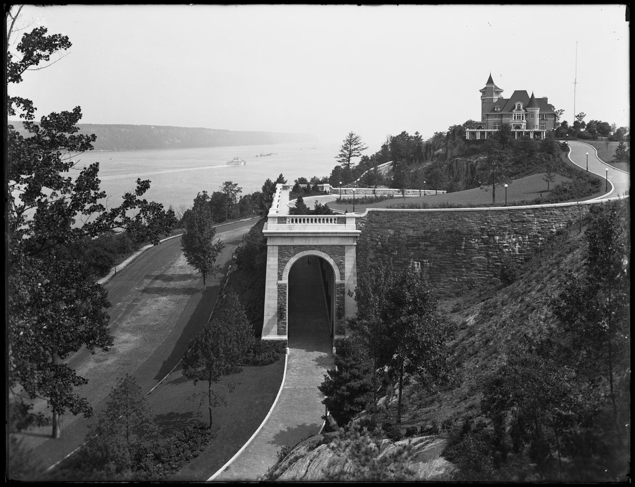 Tryon Hall, domaine Billings, Inwood, New York, vers 1914 - William Davis Hassler