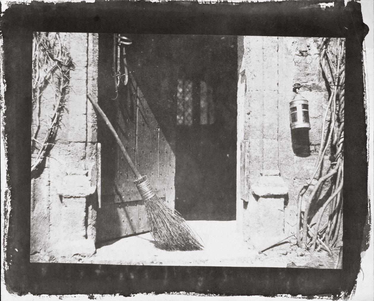 La porte ouverte, mars 1843 - William Henry Fox Talbot