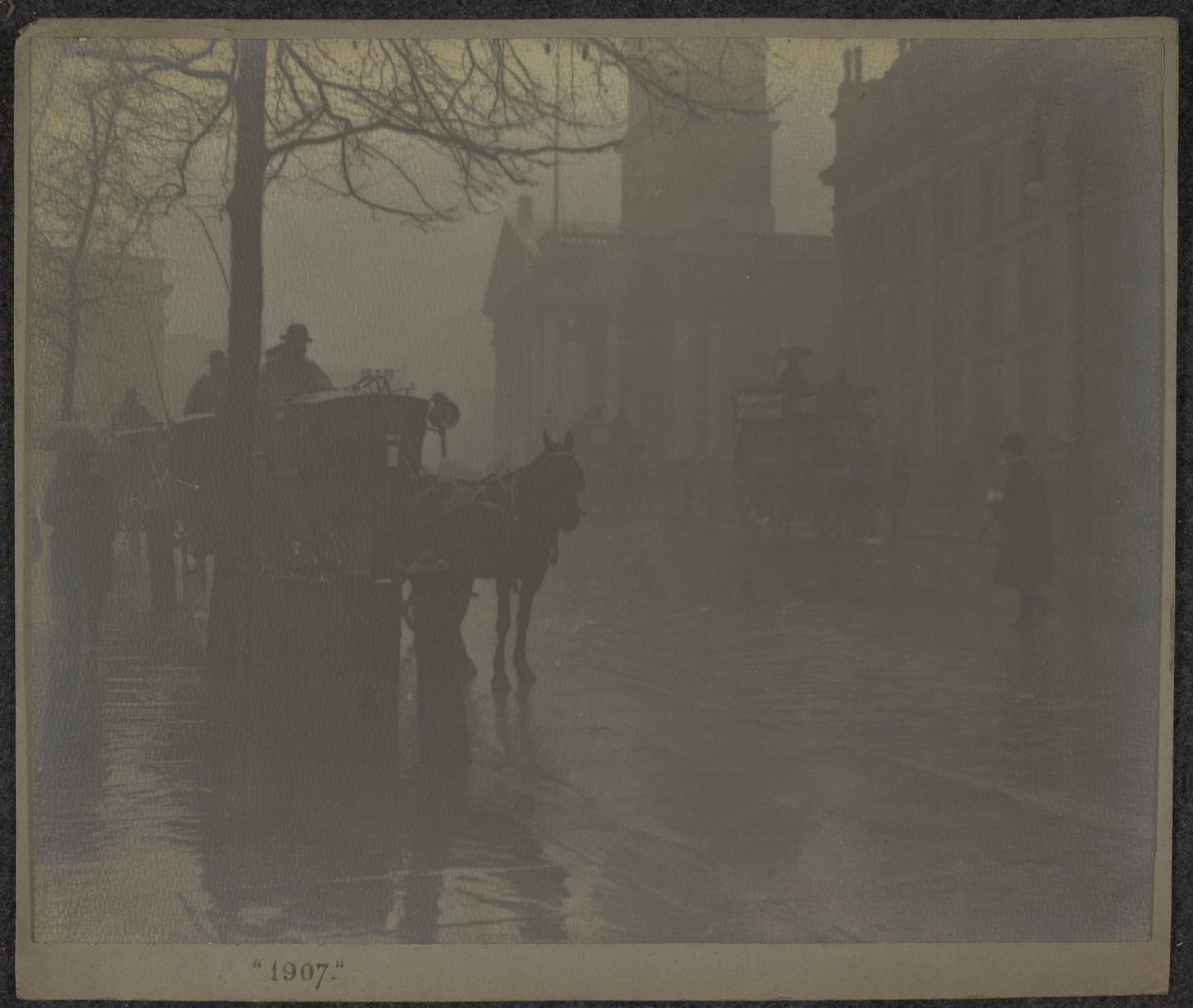 Trafalgar Square - William Henry Fox Talbot