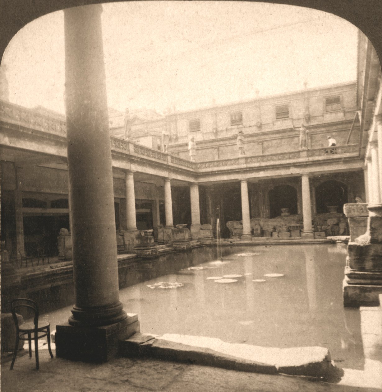 Les thermes romains, Bath, Angleterre, 1900 - Works and Sun Sculpture Studios