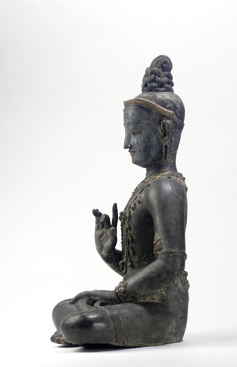 Bodhisattva de style népalais-chinois (laque, tissu, traces de peinture bleue, dorée et verte et feuille d