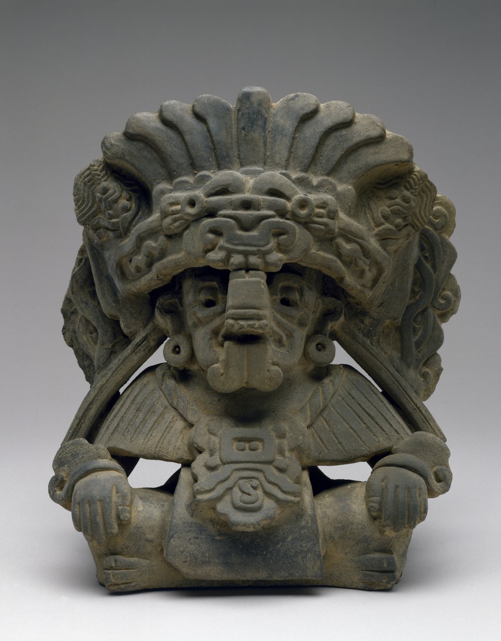 Urne avec un ancêtre assis, 600-900 après J.-C. - Zapotec Zapotec