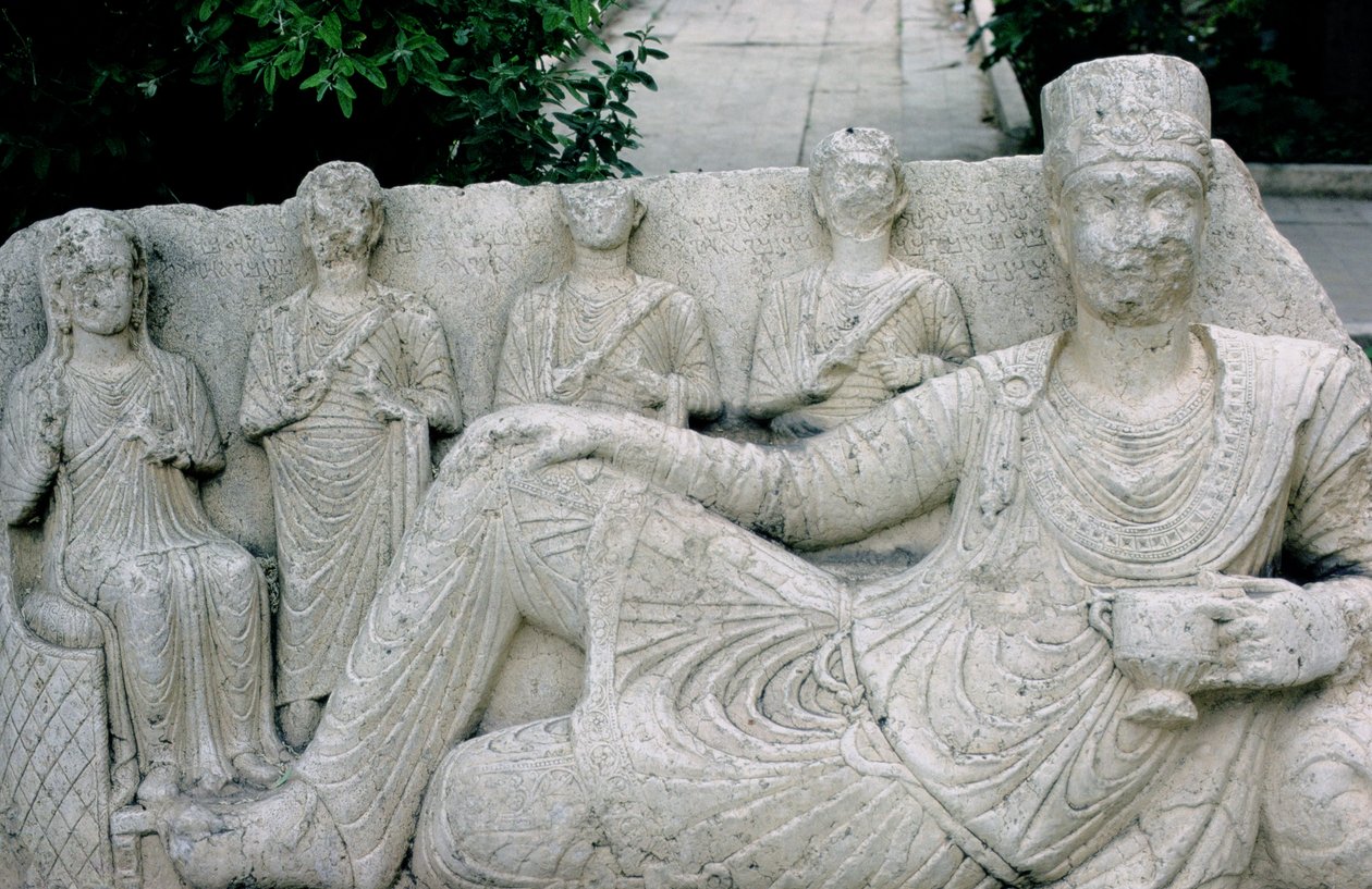 Relief représentant une famille palmyrienne, probablement c.10e-8e siècle av. J.-C. - Hippolyte Lalaise Devéria