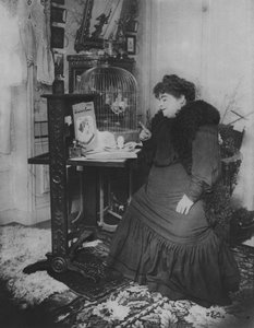 Jeanne Bloch et son perroquet