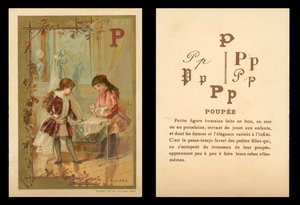 Enfants jouant avec des poupées