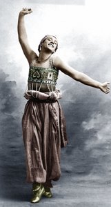 Vaslav Nijinsky en costume pour Shéhérazade - A. Bert