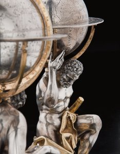 Deux globes terrestres et célestes exceptionnels, soutenus par Hercule et Atlas, Augsbourg