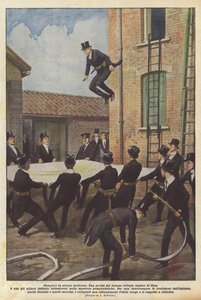 Pompiers en uniforme étrange