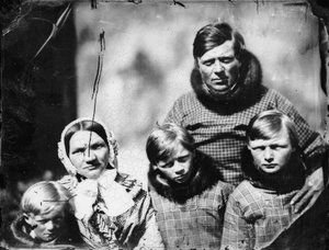Officiel danois (Hans Elberg) et famille - Admiral Edward Augustus Inglefield